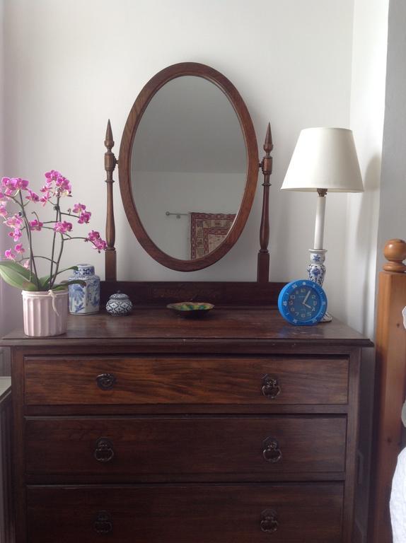 Holmewood Homestay London Bilik gambar