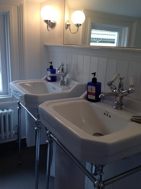 Holmewood Homestay London Bilik gambar
